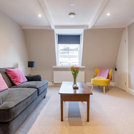 Stunning & Central Milsom Street Apartment Bath Eksteriør billede