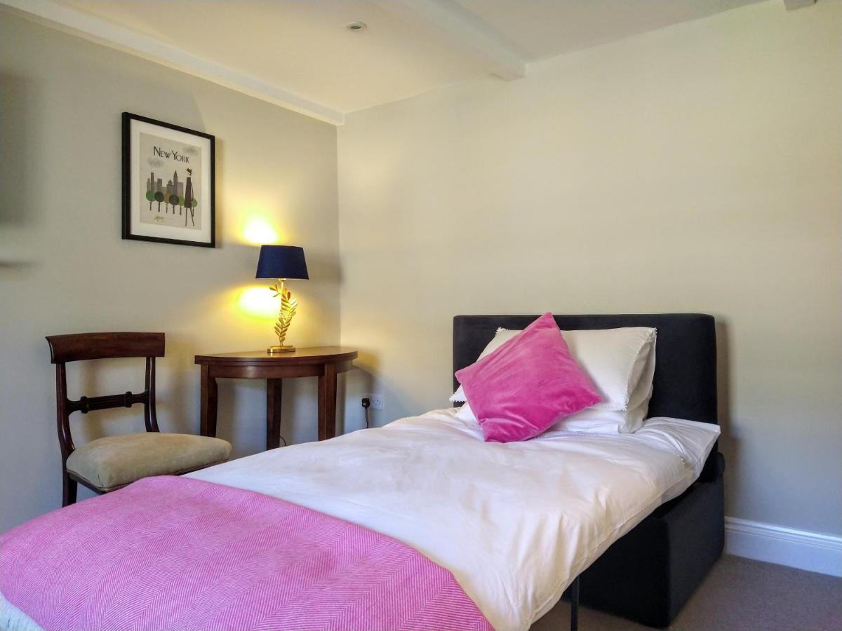 Stunning & Central Milsom Street Apartment Bath Eksteriør billede